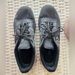 Size 8 On Cloud Shoes